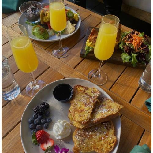 Brunch bénéfice à la santé mentale 🥐 